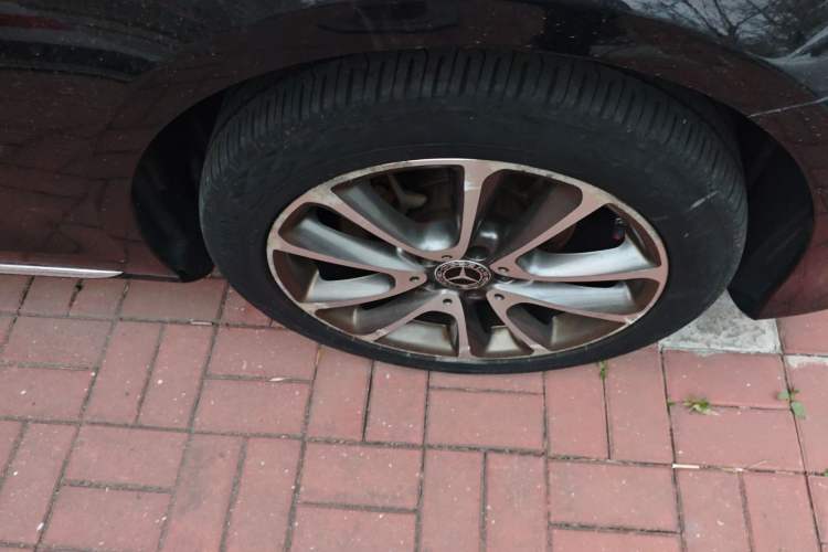 Used Mercedes-Benz E-Class 2016 E 200 L Exterior 7