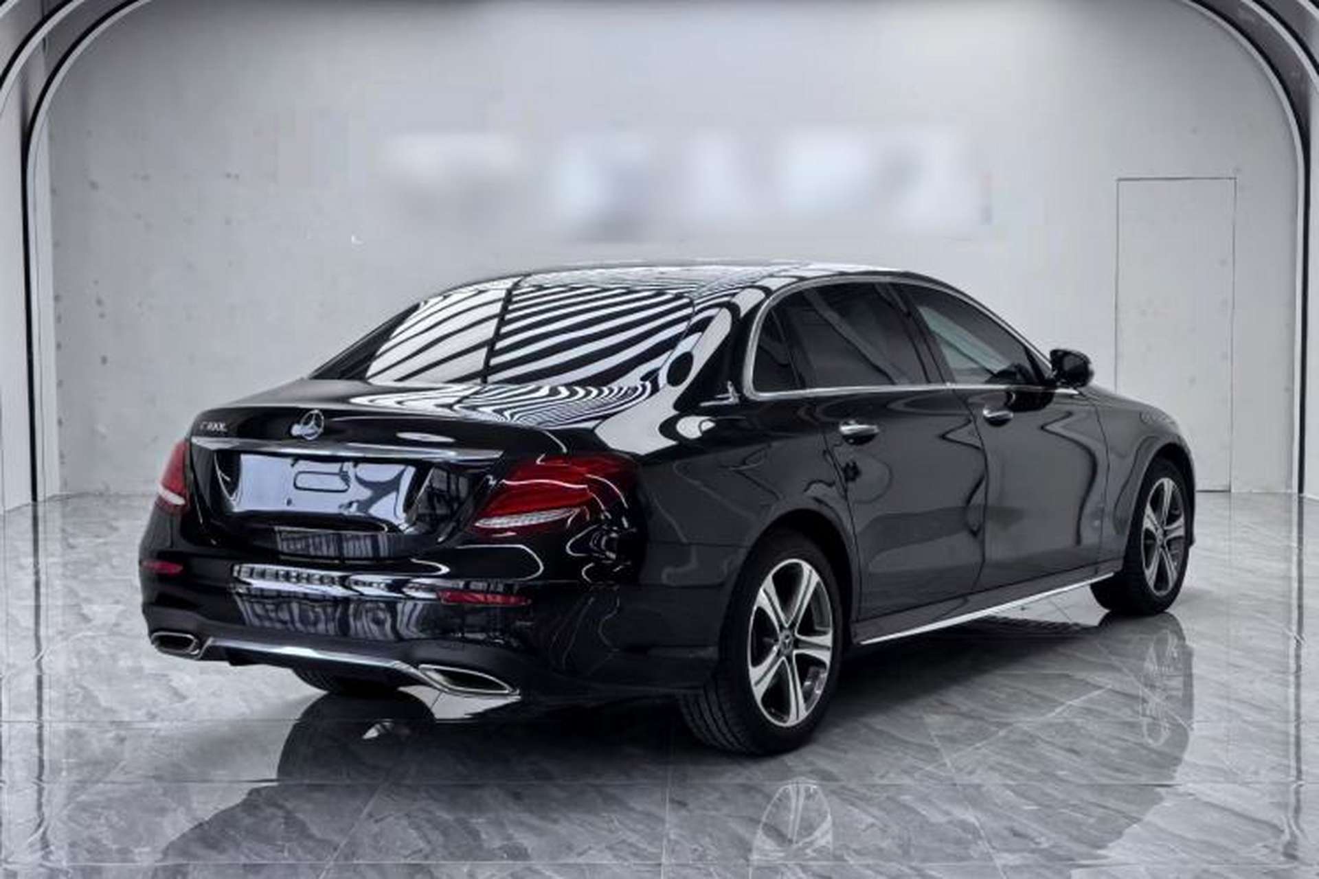 Used Mercedes-Benz E-Class 2016 E 200 L Sport Edition Exterior 7