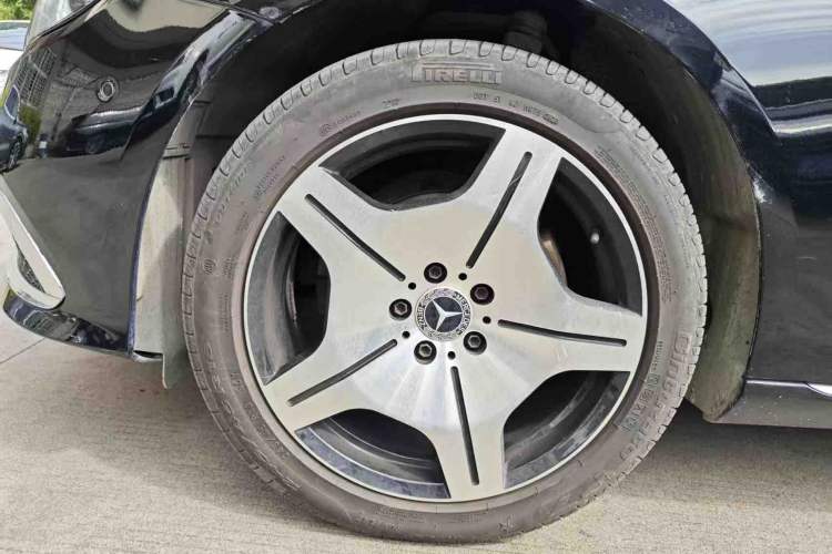 Used Mercedes-Benz E-Class 2016 E 200 L Exterior 7