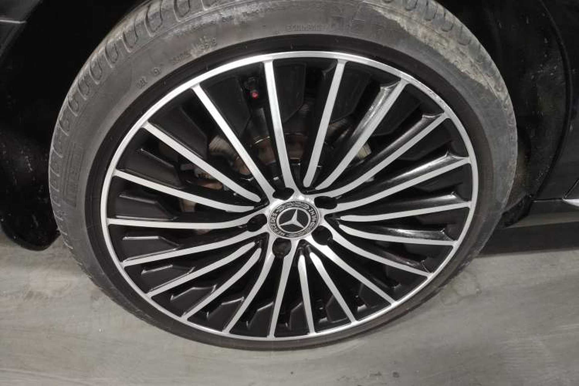 Used Mercedes-Benz E-Class 2016 E 300 L Stylish Model Exterior 7