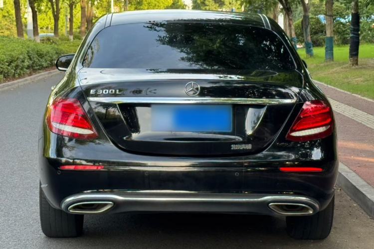Used Mercedes-Benz E-Class 2016 E 200 L Exterior 8