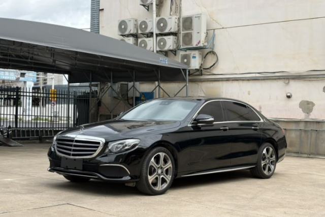 Used Mercedes-Benz E-Class 2016 E 300 L Sporty and Stylish Model