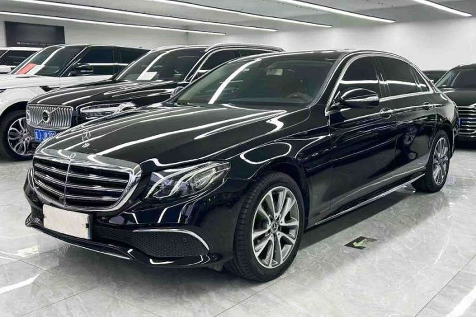 Used Mercedes-Benz E-Class 2016 E 200 L Sport Edition Front Left 45 Deg