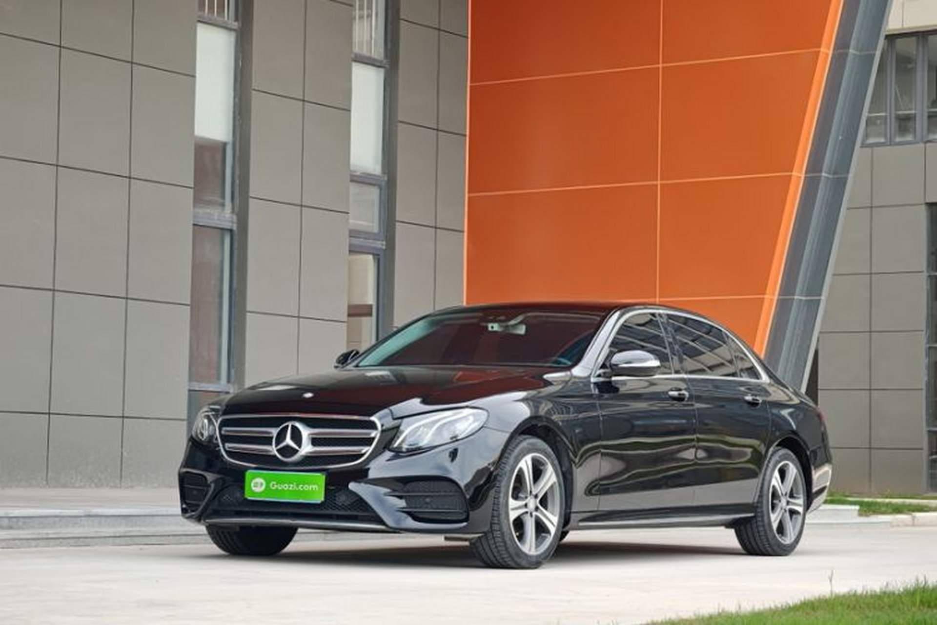 Used Mercedes-Benz E-Class 2016 E 200 L Sport Edition Front Left 45 Deg