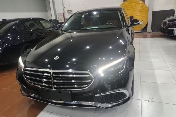 Used Mercedes-Benz E-Class 2016 E 300 L Sporty and Stylish Model Front