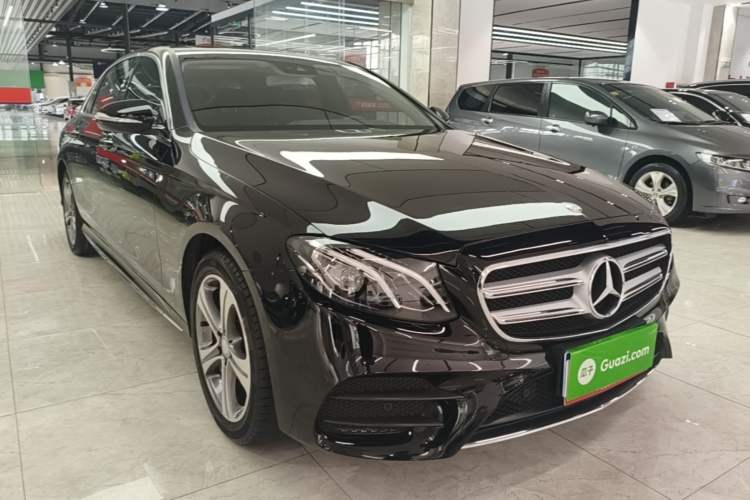 Used Mercedes-Benz E-Class 2016 E 200 L Sport Edition Front Right 45 Deg