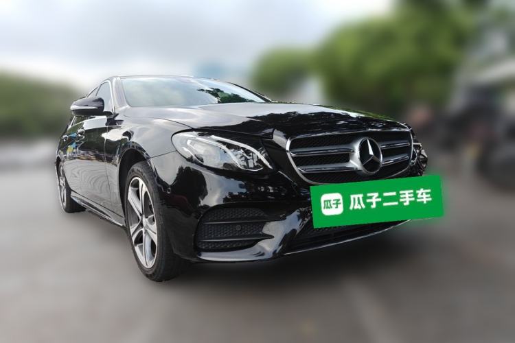 Used Mercedes-Benz E-Class 2016 E 200 L Sport Edition Front Right 45 Deg