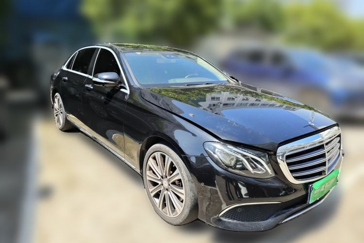 Used Mercedes-Benz E-Class 2016 E 300 L Luxury Model Front Right 45 Deg