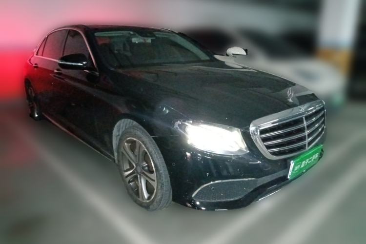 Used Mercedes-Benz E-Class 2016 E 200 L Sport Edition Front Right 45 Deg