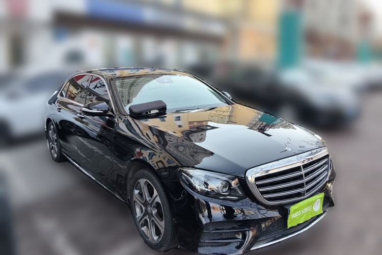 Used Mercedes-Benz E-Class 2016 E 300 L Sporty and Stylish Model Front Right 45 Deg