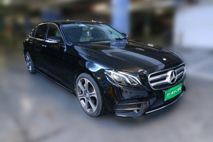 Used Mercedes-Benz E-Class 2016 E 300 L Sporty and Stylish Model Front Right 45 Deg