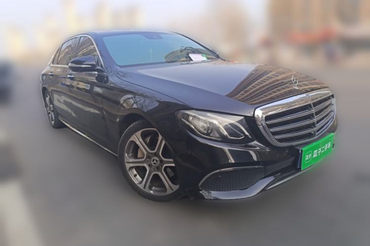Used Mercedes-Benz E-Class 2016 E 300 L Sporty and Stylish Model Front Right 45 Deg