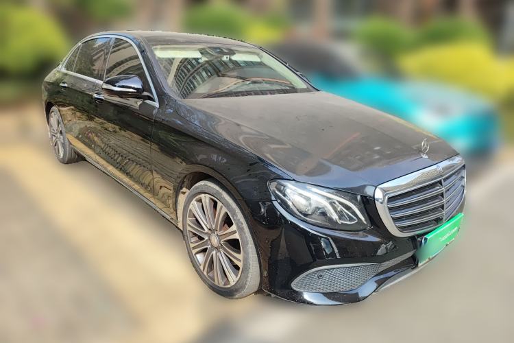 Used Mercedes-Benz E-Class 2016 E 300 L Luxury Model Front Right 45 Deg