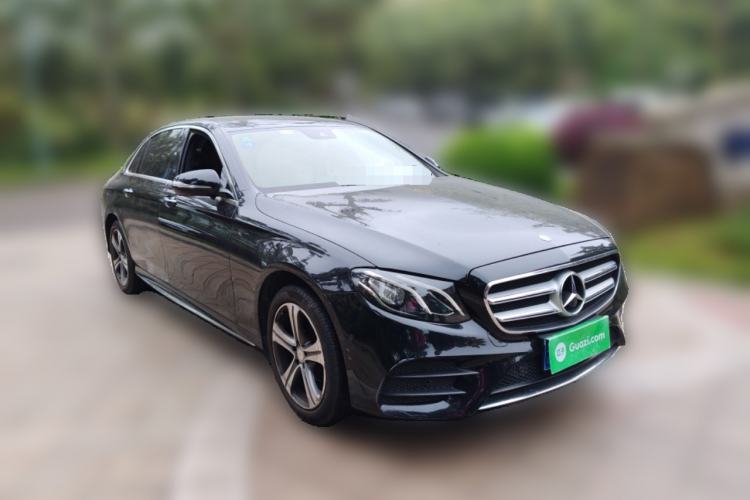 Used Mercedes-Benz E-Class 2016 E 200 L Sport Edition Front Right 45 Deg