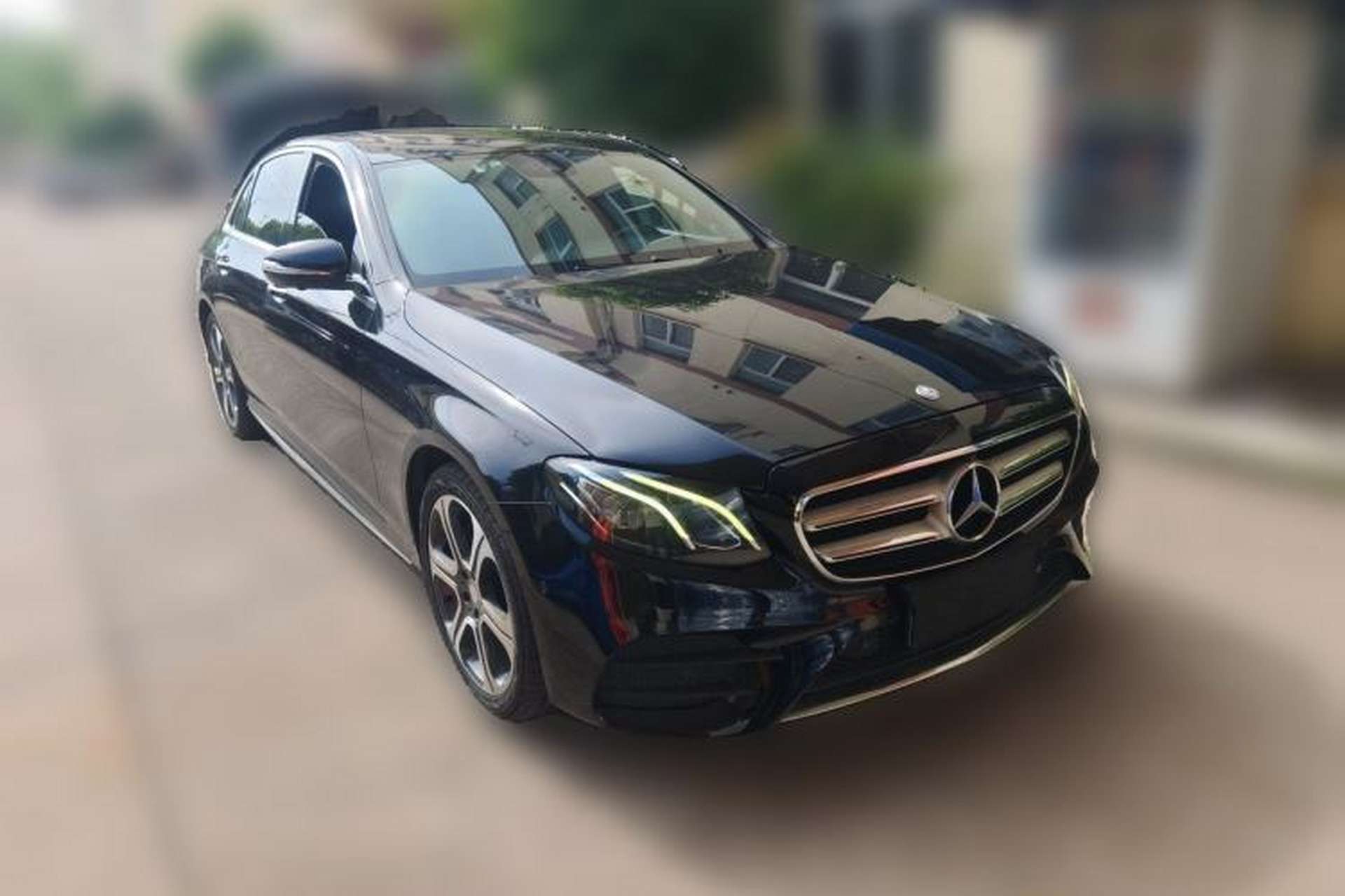 Used Mercedes-Benz E-Class 2016 E 300 L Sporty and Stylish Model Front Right 45 Deg