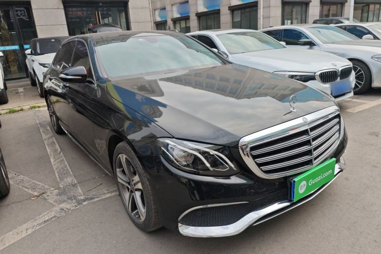 Used Mercedes-Benz E-Class 2016 E 200 L Sport Edition Front Right 45 Deg