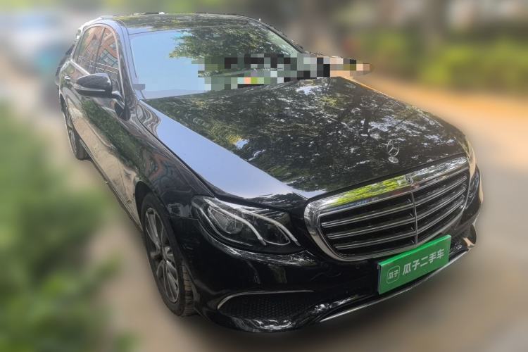 Used Mercedes-Benz E-Class 2016 E 200 L Front Right 45 Deg