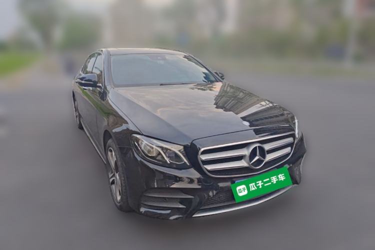 Used Mercedes-Benz E-Class 2016 E 200 L Sport Edition Front Right 45 Deg