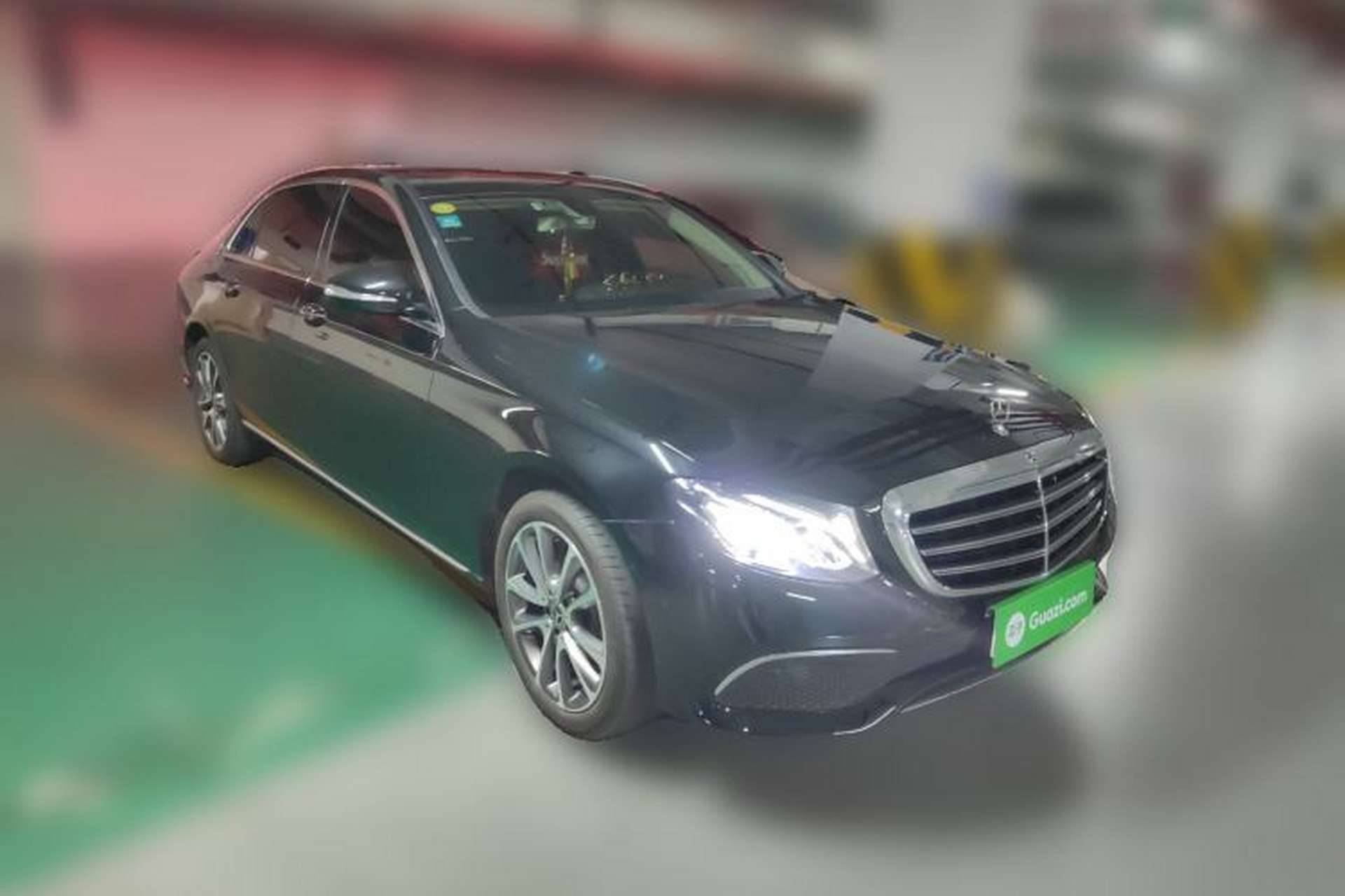 Used Mercedes-Benz E-Class 2016 E 200 L Front Right 45 Deg