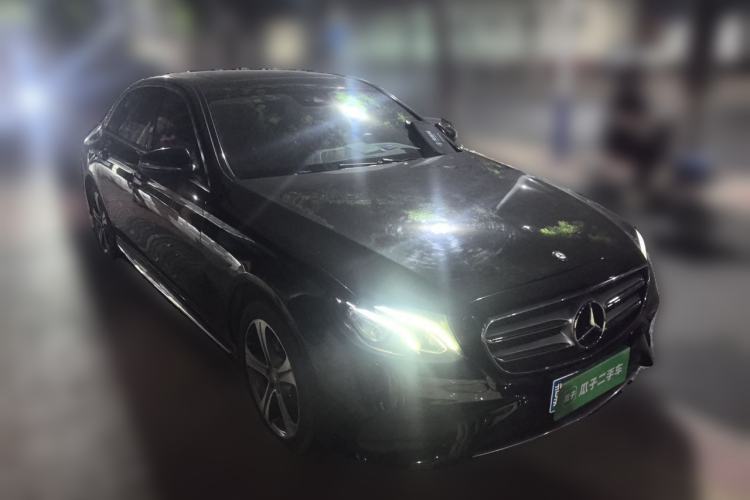 Used Mercedes-Benz E-Class 2016 E 200 L Sport Edition Front Right 45 Deg