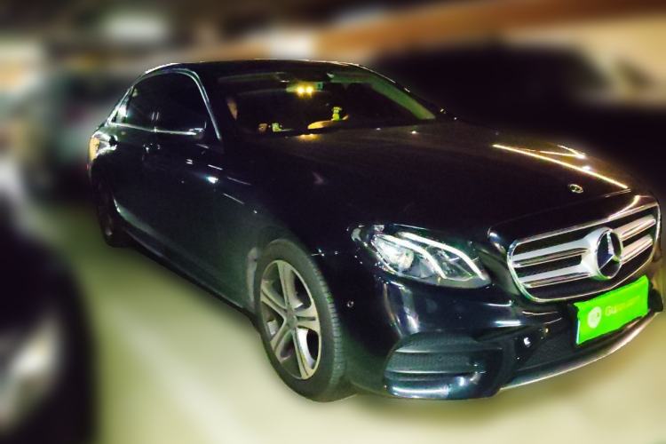 Used Mercedes-Benz E-Class 2016 E 200 L Sport Edition Front Right 45 Deg