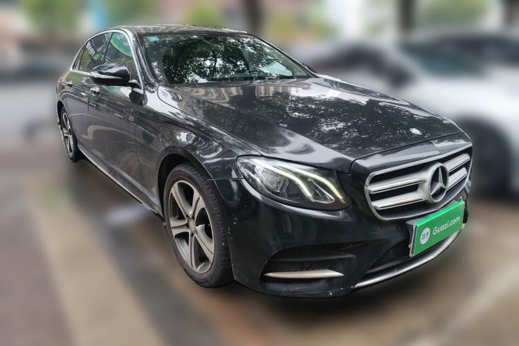 Used Mercedes-Benz E-Class 2016 E 200 L Sport Edition Front Right 45 Deg