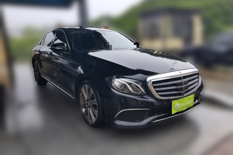 Used Mercedes-Benz E-Class 2016 E 300 L Luxury Model Front Right 45 Deg