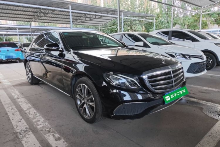 Used Mercedes-Benz E-Class 2016 E 200 L Front Right 45 Deg