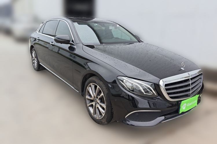 Used Mercedes-Benz E-Class 2016 E 200 L Front Right 45 Deg