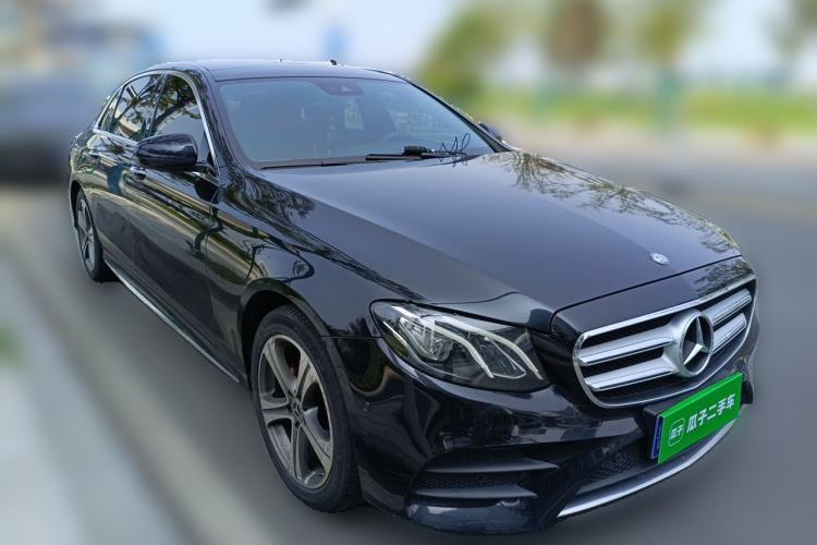 Used Mercedes-Benz E-Class 2016 E 200 L Sport Edition Front Right 45 Deg
