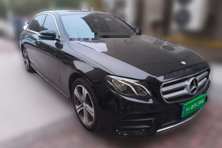 Used Mercedes-Benz E-Class 2016 E 200 L Sport Edition Front Right 45 Deg