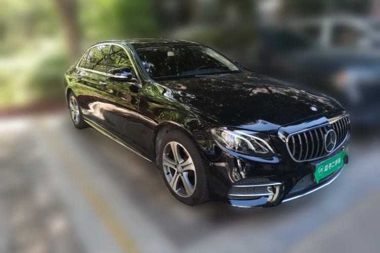 Used Mercedes-Benz E-Class 2016 E 200 L Sport Edition Front Right 45 Deg