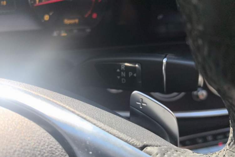 Used Mercedes-Benz E-Class 2016 E 300 L Sporty and Stylish Model Gear Lever