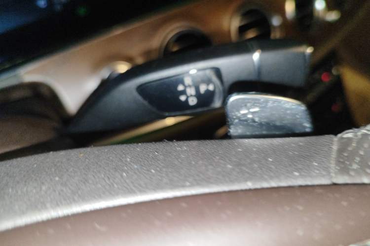 Used Mercedes-Benz E-Class 2016 E 300 L Stylish Model Gear Lever
