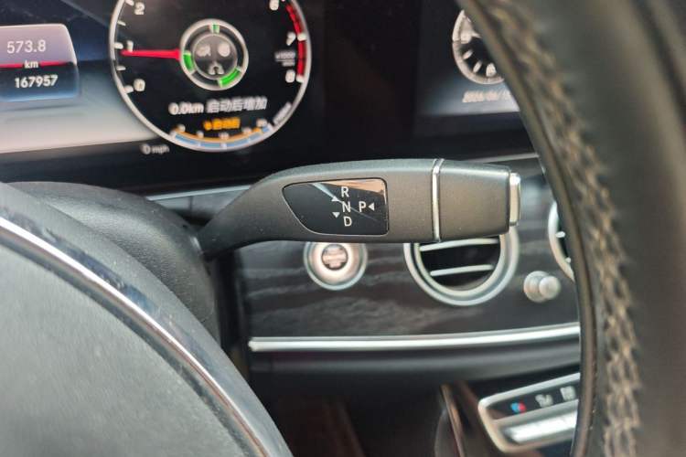 Used Mercedes-Benz E-Class 2016 E 200 L Sport Edition Gear Lever