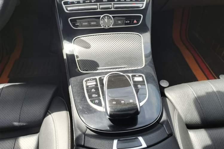 Used Mercedes-Benz E-Class 2016 E 200 L Gear Lever