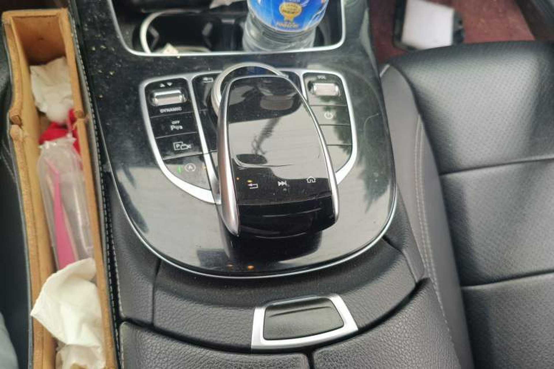 Used Mercedes-Benz E-Class 2016 E 300 L Sporty and Stylish Model Gear Lever