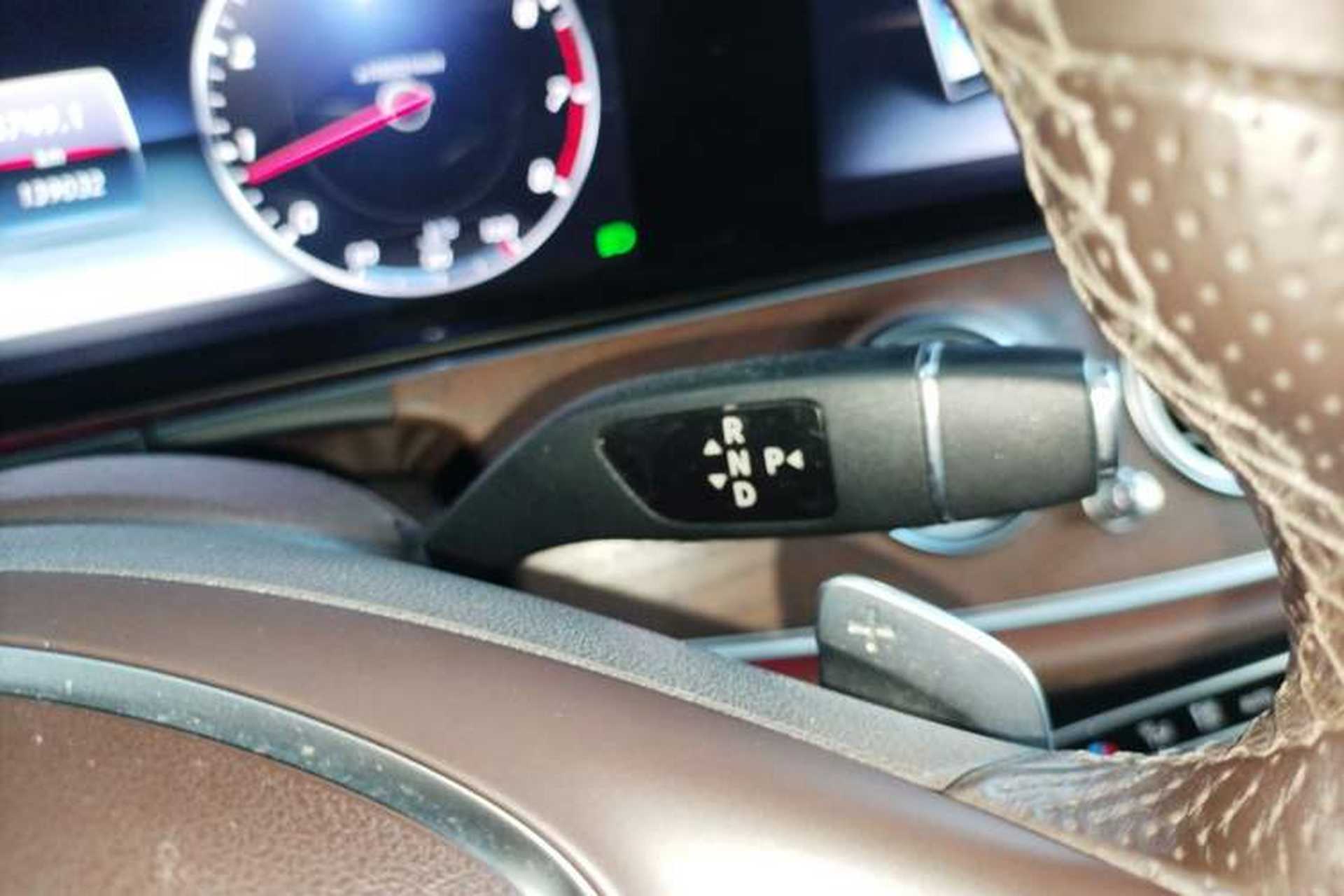 Used Mercedes-Benz E-Class 2016 E 300 L Stylish Model Gear Lever
