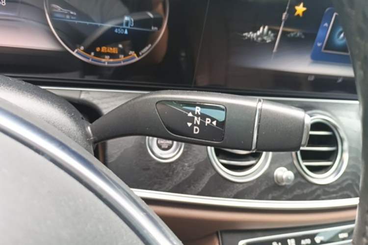 Used Mercedes-Benz E-Class 2016 E 200 L Sport Edition Gear Lever