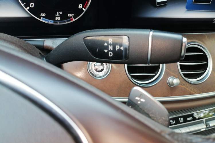 Used Mercedes-Benz E-Class 2016 E 300 L Stylish Model Gear Lever