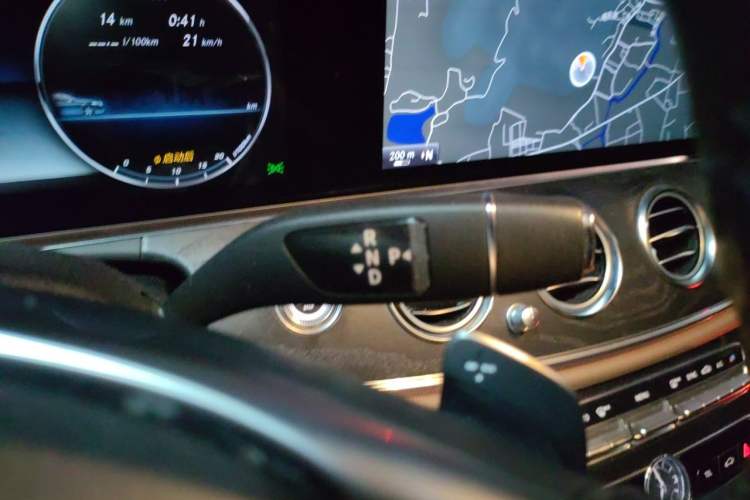 Used Mercedes-Benz E-Class 2016 E 300 L Sport Luxury Model Gear Lever