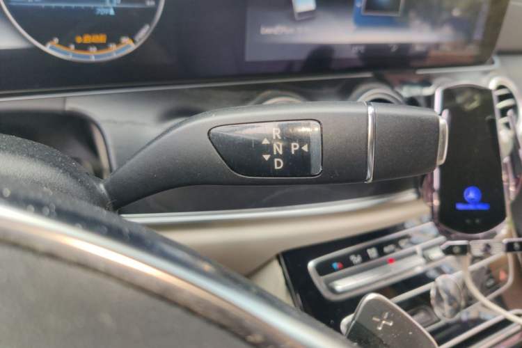 Used Mercedes-Benz E-Class 2016 E 200 L Sport Edition Gear Lever
