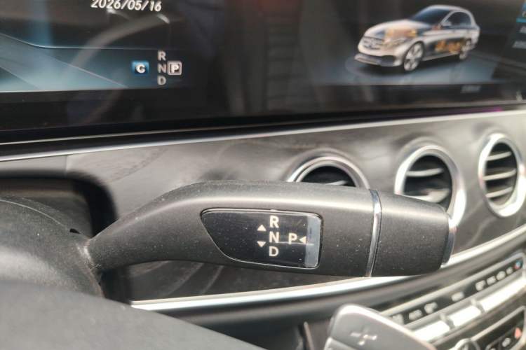 Used Mercedes-Benz E-Class 2016 E 200 L Sport Edition Gear Lever