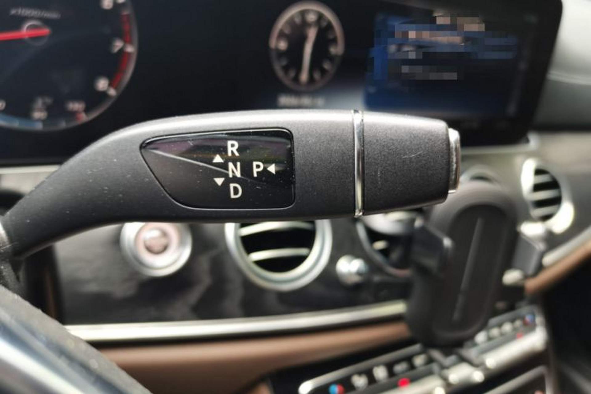 Used Mercedes-Benz E-Class 2016 E 200 L Sport Edition Gear Lever