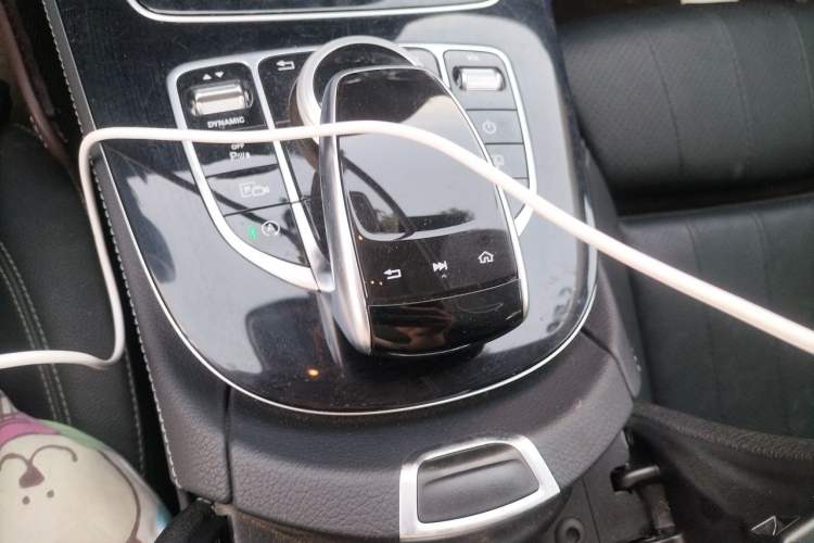 Used Mercedes-Benz E-Class 2016 E 200 L Gear Lever