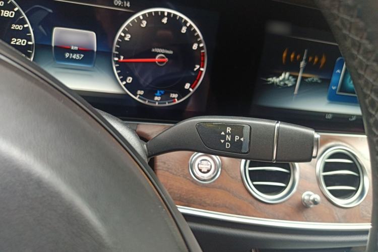 Used Mercedes-Benz E-Class 2016 E 300 L Stylish Model Gear Lever