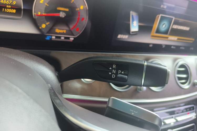 Used Mercedes-Benz E-Class 2016 E 300 L Luxury Model Gear Lever