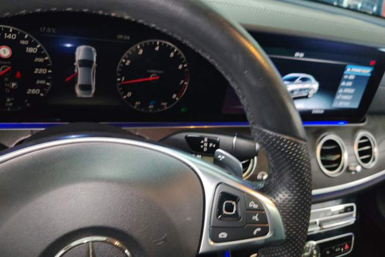 Used Mercedes-Benz E-Class 2016 E 200 L Sport Edition Gear Lever