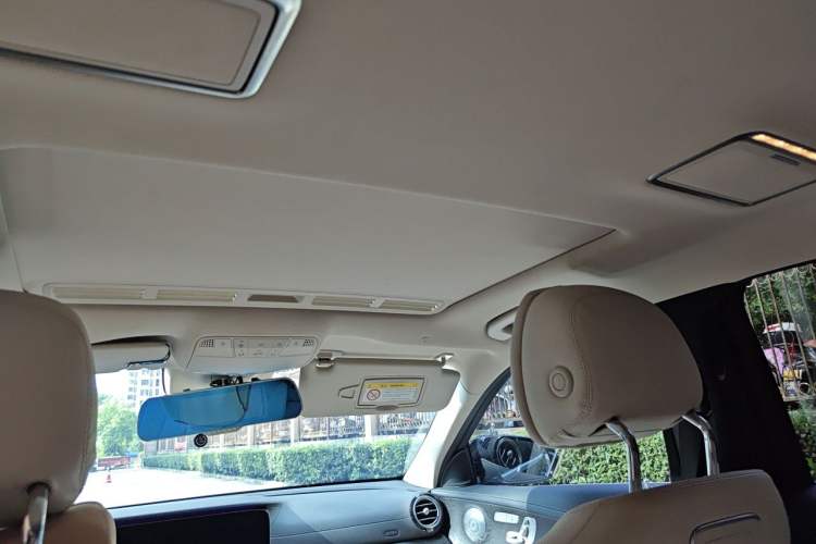Used Mercedes-Benz E-Class 2016 E 300 L Sporty and Stylish Model Headliner