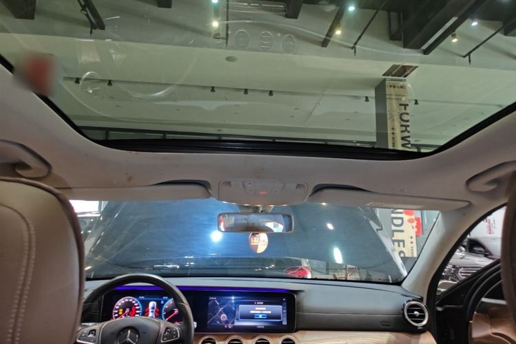Used Mercedes-Benz E-Class 2016 E 200 L Headliner